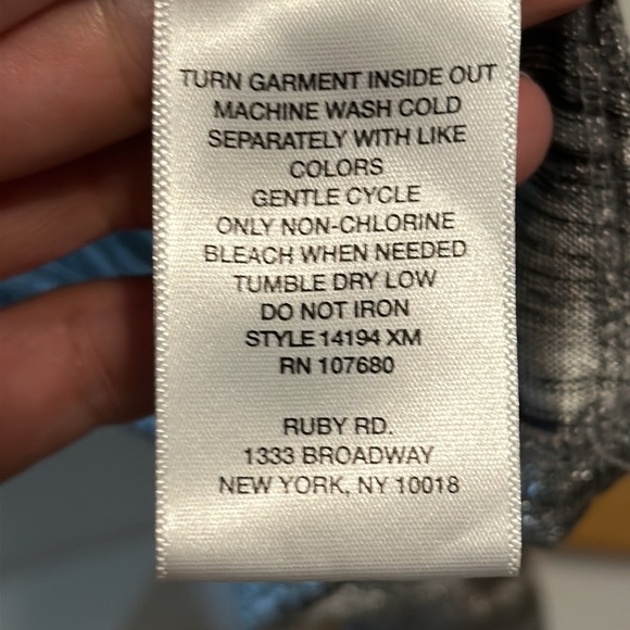 Ruby Rd. Silver Metallic Blouse - Picture 10 of 10